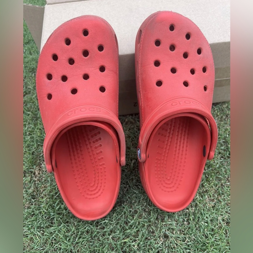 Crocs Original Classic Clogs  Slingback Men's 8 Women's 10 Red Good Tread Used